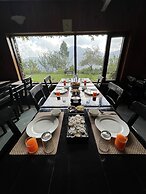 Cedar Lodge by Aahma