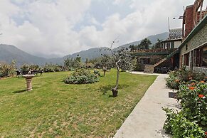 Cedar Lodge by Aahma