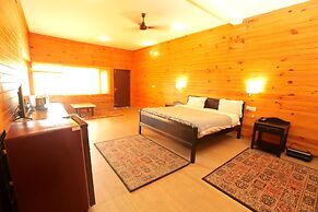 Cedar Lodge by Aahma