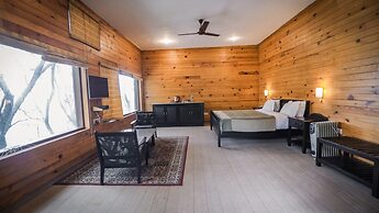 Cedar Lodge by Aahma