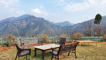 Cedar Lodge by Aahma