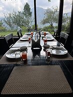 Cedar Lodge by Aahma