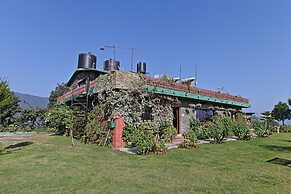 Cedar Lodge by Aahma