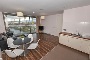 Dream Apartments - Titanic Arc