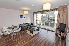 Dream Apartments - Titanic Arc