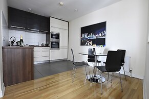 Dream Apartments - Titanic Arc