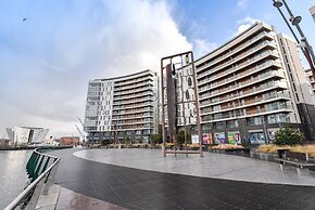 Dream Apartments - Titanic Arc