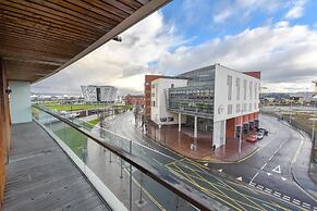 Dream Apartments - Titanic Arc