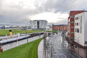 Dream Apartments - Titanic Arc