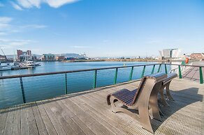 Dream Apartments - Titanic Arc