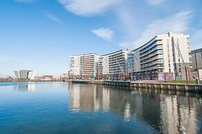 Dream Apartments - Titanic Arc