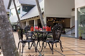 Sterling Palavelli Godavari