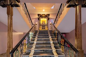 Sterling Palavelli Godavari