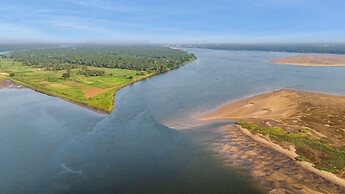 Sterling Palavelli Godavari