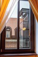 Palazzo Rosso Old Town