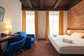 Palazzo Rosso Old Town