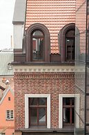 Palazzo Rosso Old Town