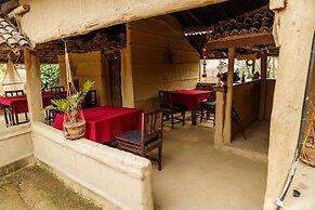 Tharu 20for7 Holiday House