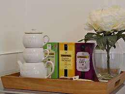 Carmel Apartments Queen Street Residence