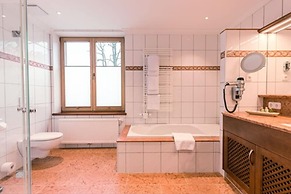 Hotel & Gaststätte zum Erdinger Weißbräu