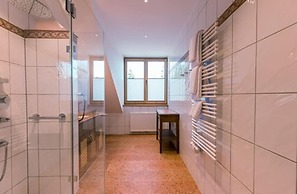 Hotel & Gaststätte zum Erdinger Weißbräu