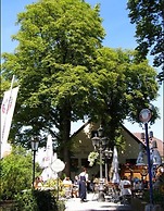 Hotel & Gaststätte zum Erdinger Weißbräu