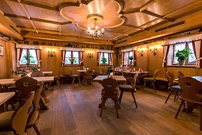 Hotel & Gaststätte zum Erdinger Weißbräu