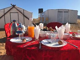 Bivouac Karim Sahara