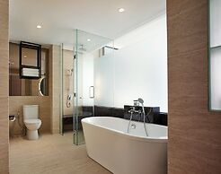 Hotel Stripes Kuala Lumpur, Autograph Collection