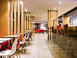 ibis Marilia