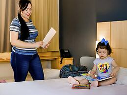 ibis Marilia