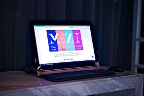 CHECK inn Taipei Main Station