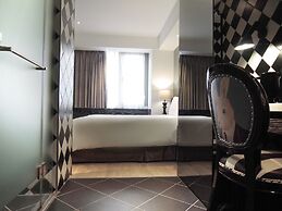 CHECK inn Taipei Main Station