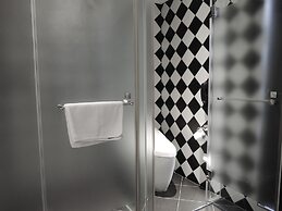 CHECK inn Taipei Main Station