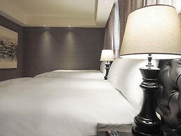 CHECK inn Taipei Main Station