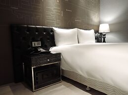 CHECK inn Taipei Main Station