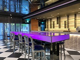 CHECK inn Taipei Main Station