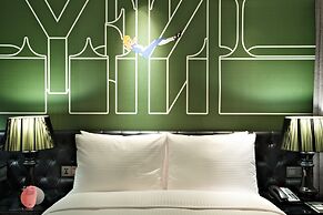 CHECK inn Taipei Main Station