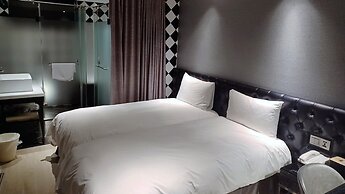 CHECK inn Taipei Main Station