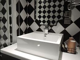 CHECK inn Taipei Main Station