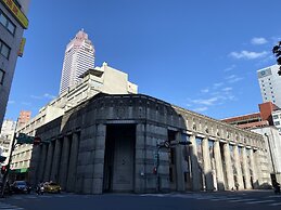 CHECK inn Taipei Main Station