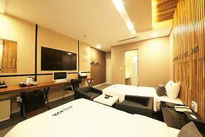 Premium AVA Hotel Sasang