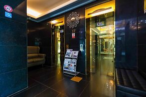 Charlot Castle Hotel