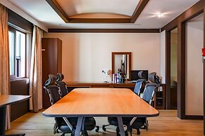 Charlot Castle Hotel