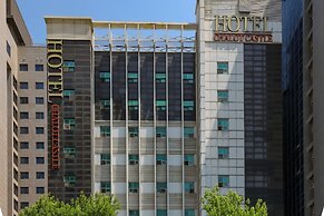 Charlot Castle Hotel