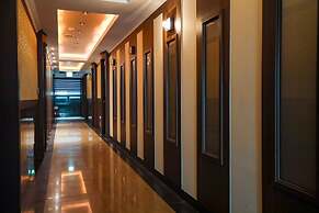 Charlot Castle Hotel