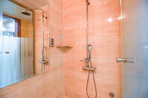 Charlot Castle Hotel