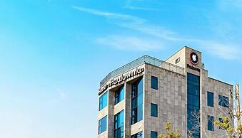 Paulownia Hostel & Guest House
