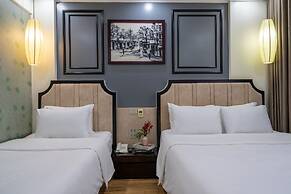 Bella Premier Hotel & Rooftop Skybar