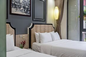 Bella Premier Hotel & Rooftop Skybar